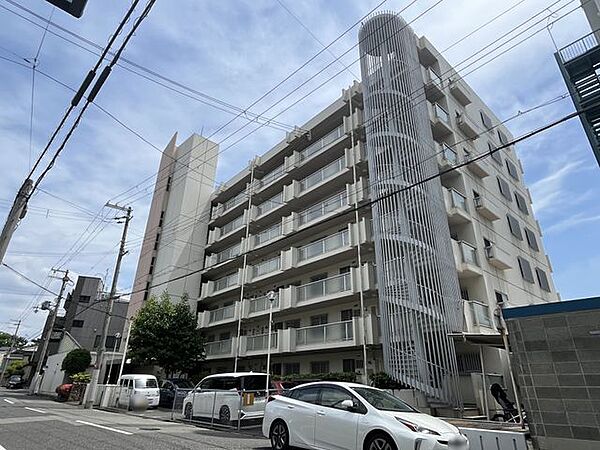 外観：328000478135