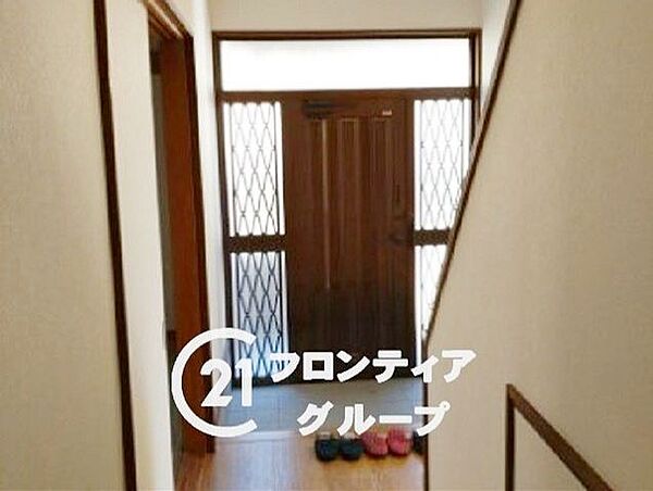 広々玄関で来客時も安心！シューズボックスもあるためたくさんの靴を収納できます！