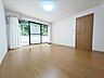 寝室：お客様にあった住宅ローンをご提案させていただきます