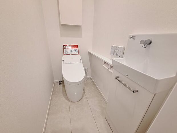 各階トイレ付きで忙しい朝も混み合わず便利