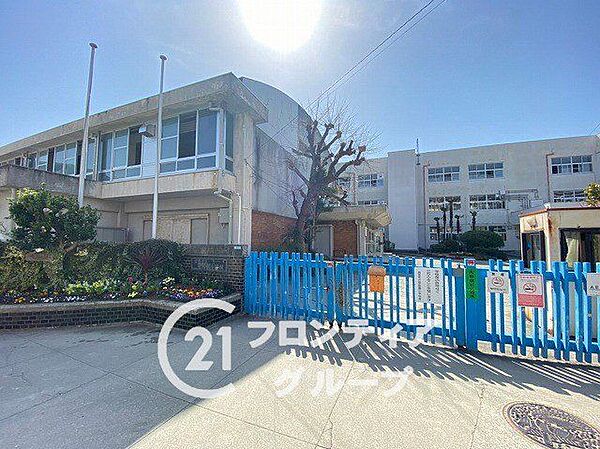 西宮市立甲陽園小学校 徒歩9分。 660m