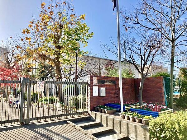 芦屋市立潮見中学校 徒歩24分。 1860m