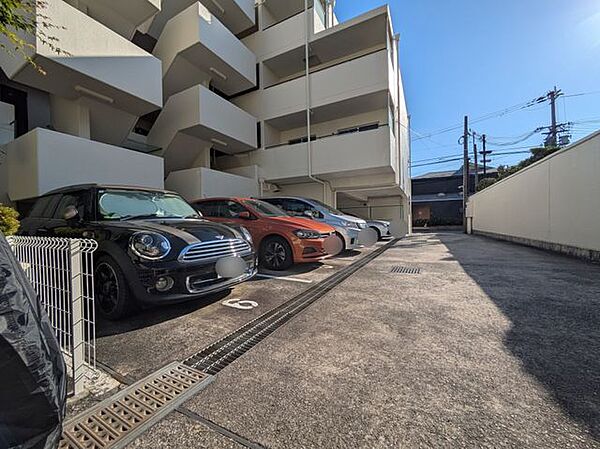 駐車場を拡大表示
