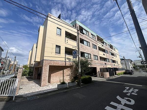 多様化する住まいのお悩みを当社へお気軽にご相談下さい