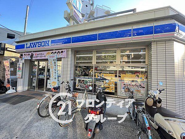 ローソン尼崎武庫之荘駅前店 徒歩3分。 170m