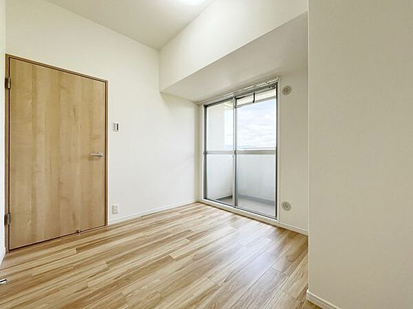 洋室を拡大表示