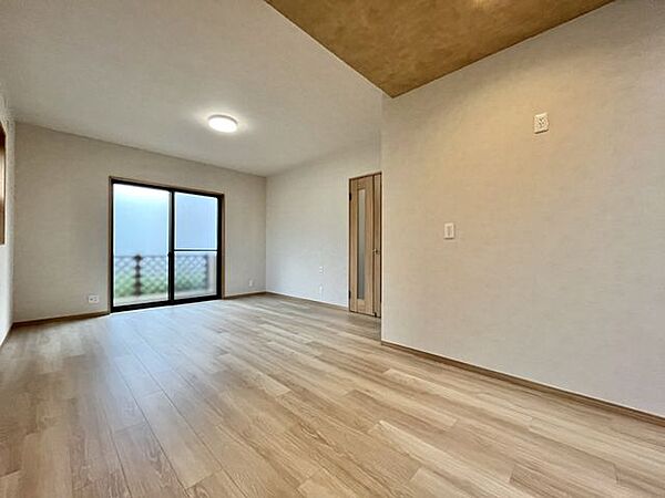 多様化する住まいのお悩みを当社へお気軽にご相談下さい