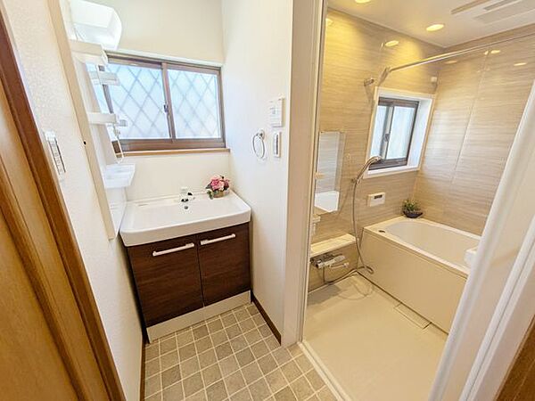 多様化する住まいのお悩みを当社へお気軽にご相談下さい
