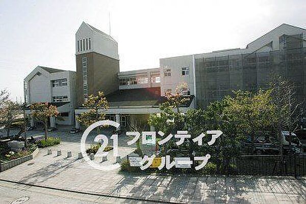 宝塚市立山手台中学校 徒歩31分。 2410m