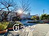 周辺：宝塚市立宝塚中学校 徒歩12分。 930m