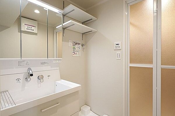 「いつかは」と思っていた住まい探しも、具体的に動き出すと意外とスムーズに進むものです。まずは気軽にご相談いただけます
