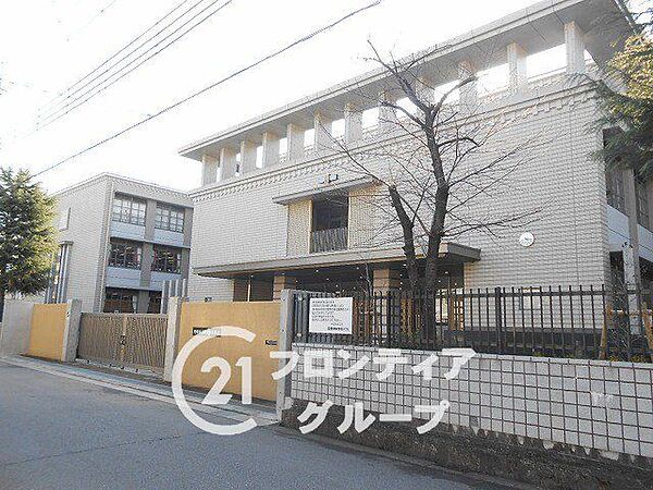 尼崎市立園田東中学校 徒歩6分。 440m