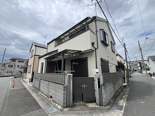 マイホームは一生に一度の大きな買い物だからこそ、納得いくまで情報を集めてほしいと思います。疑問はどんどんスタッフにぶつけてください