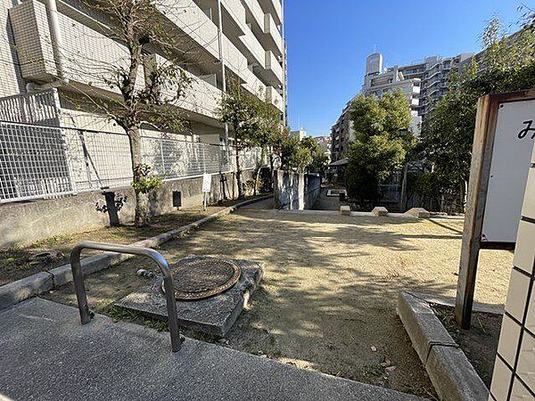 住宅購入の流れや必要な手続きについて、順を追ってご説明しています。はじめての方でも安心してご相談いただける環境を整えています。