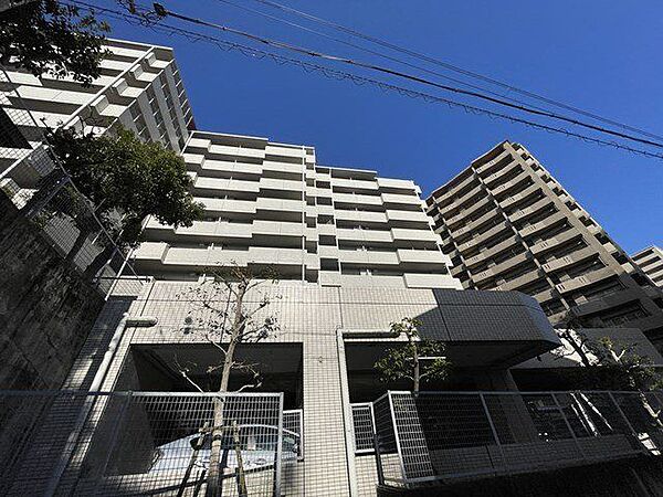 「いつかは」と思っていた住まい探しも、具体的に動き出すと意外とスムーズに進むものです。まずは気軽にご相談いただけます。