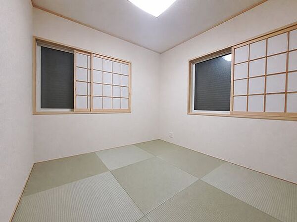 住まい選びは、価格や立地だけでなく、将来の暮らし方まで含めて考えることが大切です。今の段階で気になっていることを、まずスタッフに話してみてください