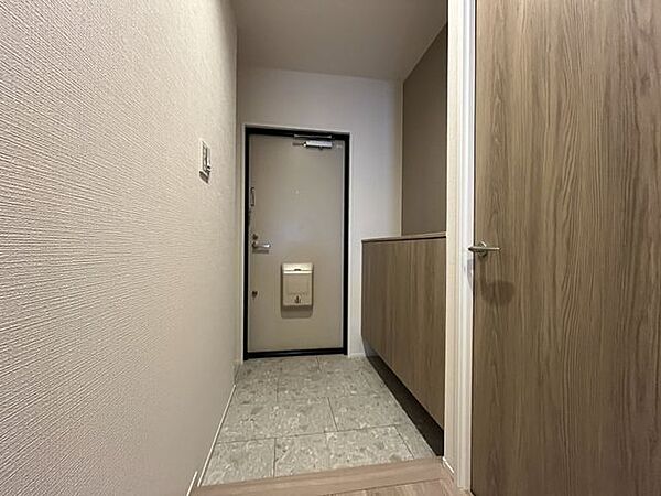 玄関を拡大表示