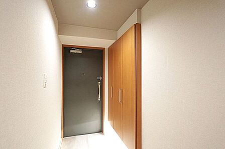 住まい探しで後悔しないためのポイントをスタッフがお伝えします。検討中の方もそうでない方も、まずは一度お話を聞かせてください