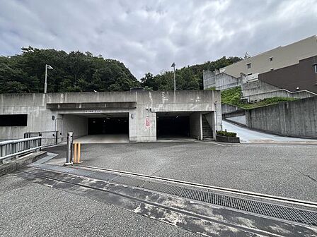 マイホームは一生に一度の大きな買い物だからこそ、納得いくまで情報を集めてほしいと思います。疑問はどんどんスタッフにぶつけてください