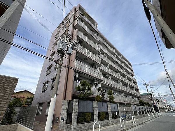 資金計画や住宅ローンのしくみなど、購入前に知っておきたいことをわかりやすくご説明しています。まずはお気軽にお問い合わせください