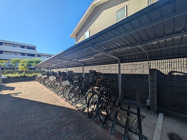 物件から受けた印象や、周辺の生活環境への疑問まで、気になることを何でも話してみてください。暮らしのイメージを一緒に整理していきましょう