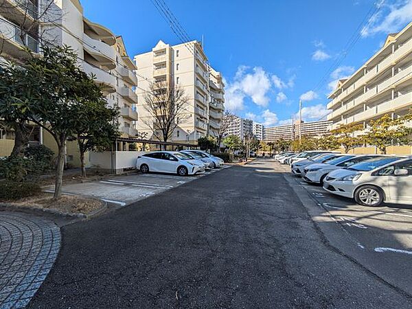 住まい探しは、情報収集の段階から動き出すことで選択肢が広がります。気になる物件があれば、まずお気軽にお問い合わせください