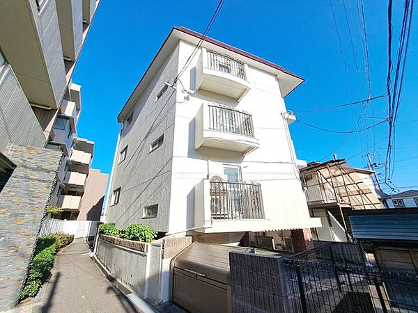 物件から受けた印象や、周辺の生活環境への疑問まで、気になることを何でも話してみてください。暮らしのイメージを一緒に整理していきましょう。