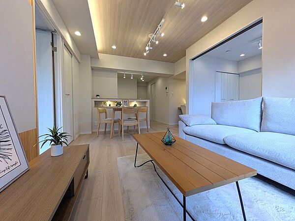▼オシャレな家具が付いてくる♪