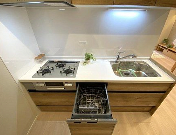 家事を楽にする食器洗い乾燥機付き