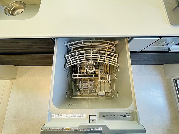 大型食器洗浄乾燥機