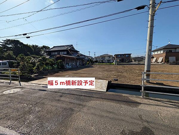 南側道路から撮影
