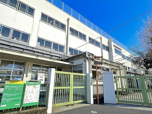 品川区立大崎中学校