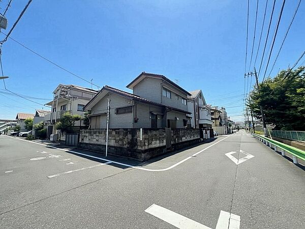 前面道路（2026年8月撮影）