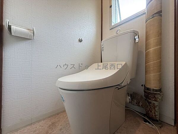 【トイレ】一般的な機能が備わっている、トイレとなっております。