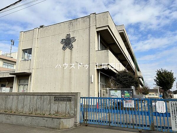 上尾市立大谷小学校上尾市立大谷小学校は教育目標として「心豊かでたくましい子」を育てることを掲げています。近年はいじめ防止の取り組みに力を入れられているようです。 230m