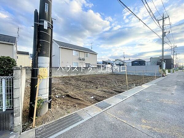 土地面積49.64坪。