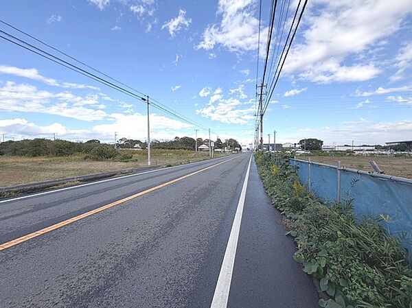 接道状況：北西側約11.9ｍ国道