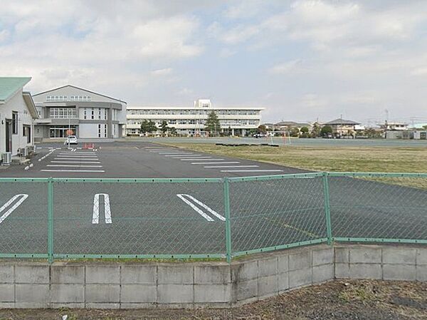 旭市立干潟小学校（2700m）