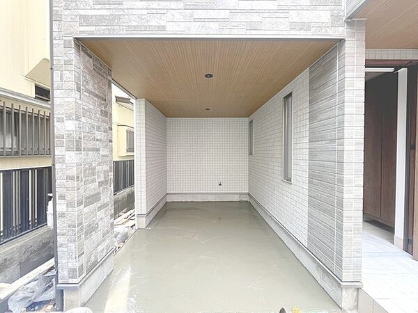 住まいと一体型のビルトインガレージ