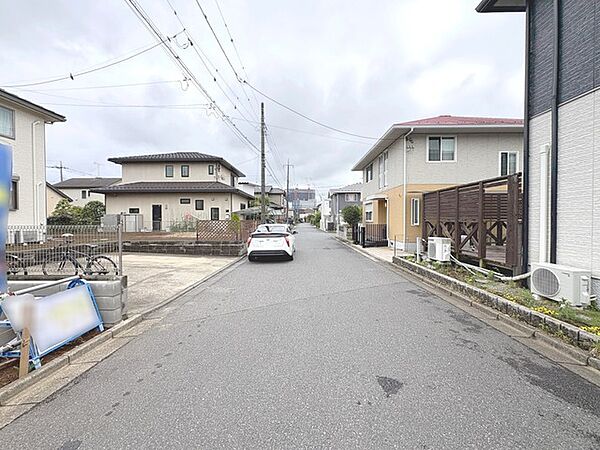 接道状況：北西側約6ｍ公道/北東側約4ｍ公道/南東側約6ｍ公道