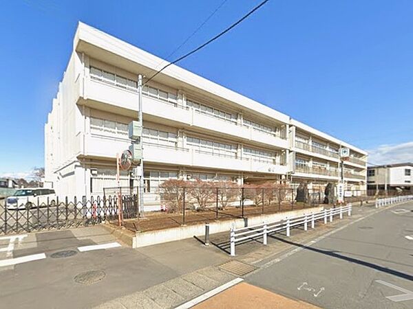 取手市立永山中学校（1300m）