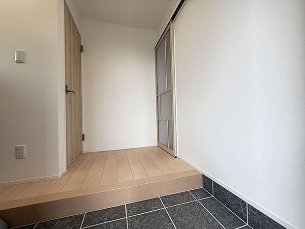 明るく開放感のある玄関が、ご家族やゲストを気持ちよくお迎えします♪