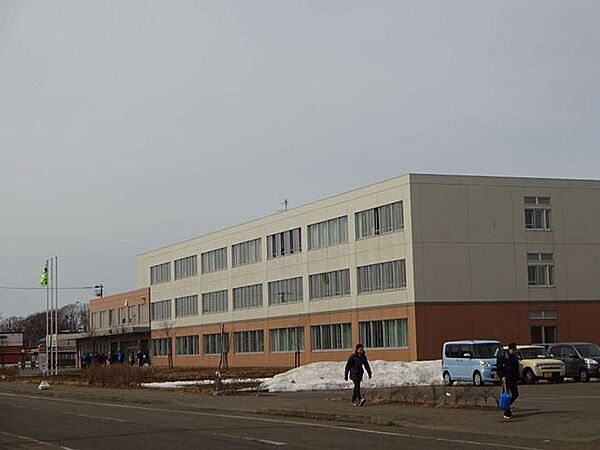 勇舞中学校勇舞中学校 550m