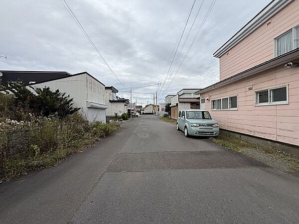 前面道路は9.0m！