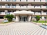 エントランス：落ち着きのあるエントランスが印象的な「ライオンズマンション明石田町」