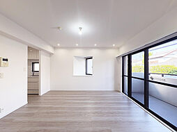 サーパス武蔵浦和 3LDKのリビング/ダイニング