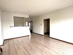 グリーンタウン東香里マンションC棟　C棟 4LDKのリビング/ダイニング