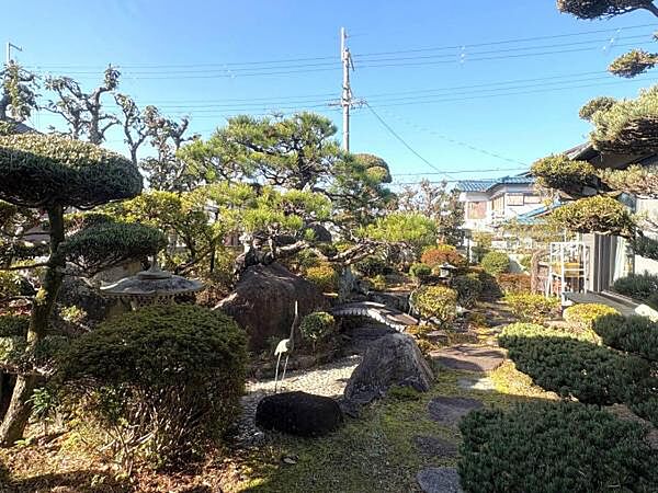 四季を感じれる庭園