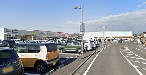 業務スーパーエブリイ西阿知店まで車で8分 2500m