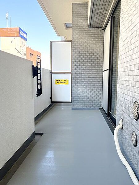 陽当り良好で、たっぷりのお洗濯物もよく乾きます